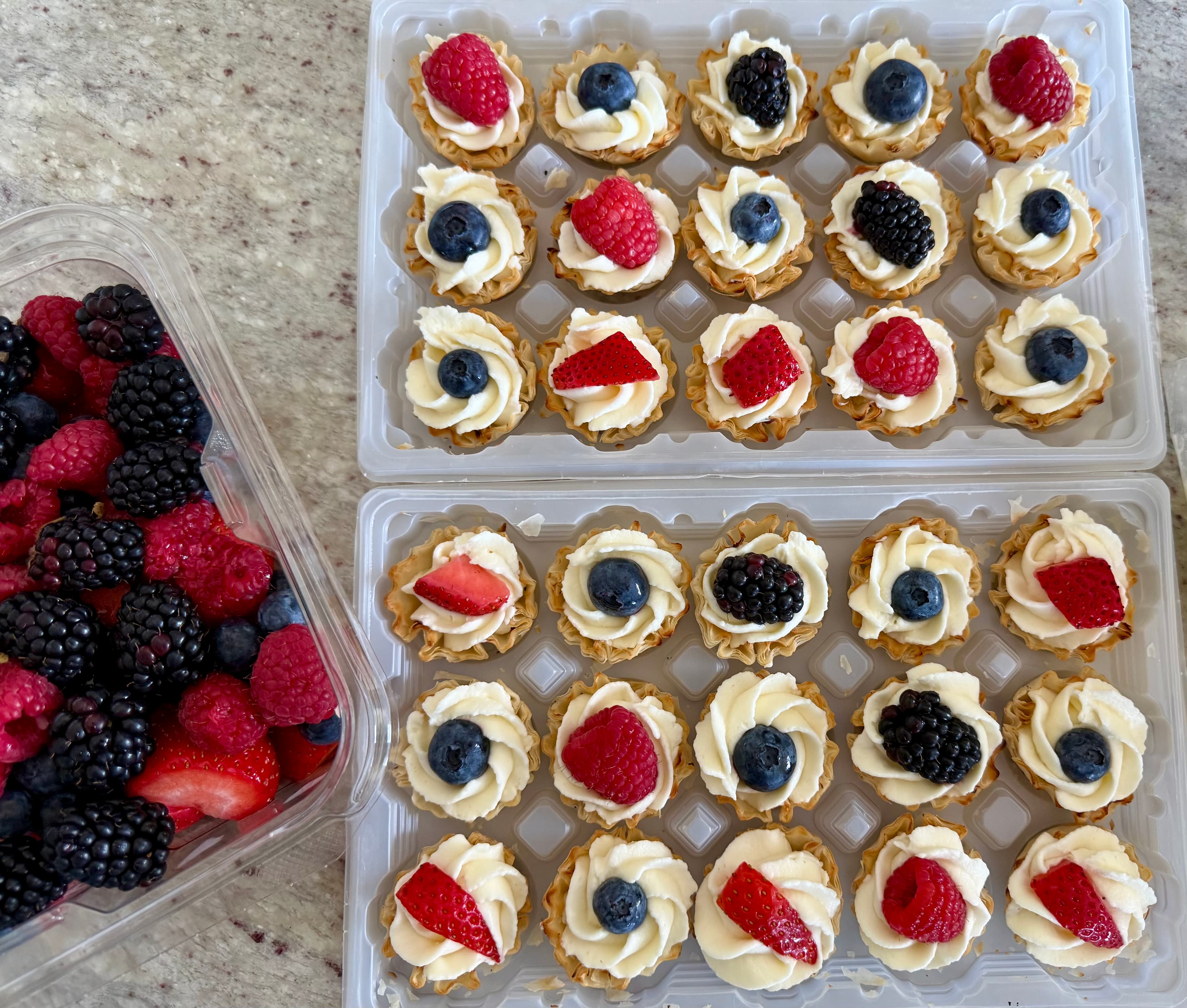 Cheesecake Tarts (1 Tray)